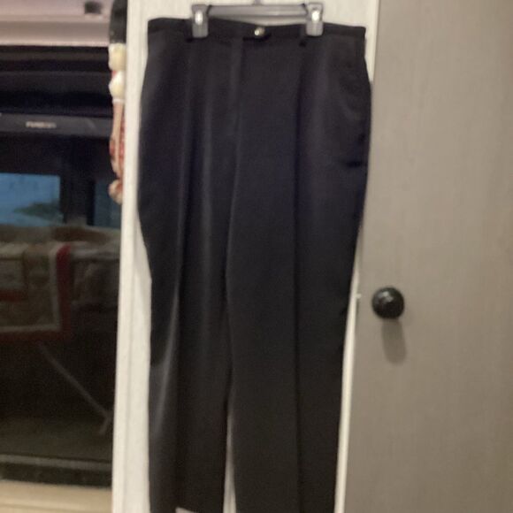 NWOT Sag Harbor Brand Women’s Size 16 Black Dress Slacks - Picture 10 of 11